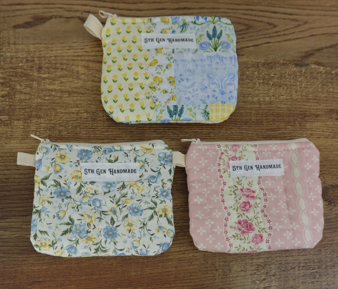 Medium Pouch